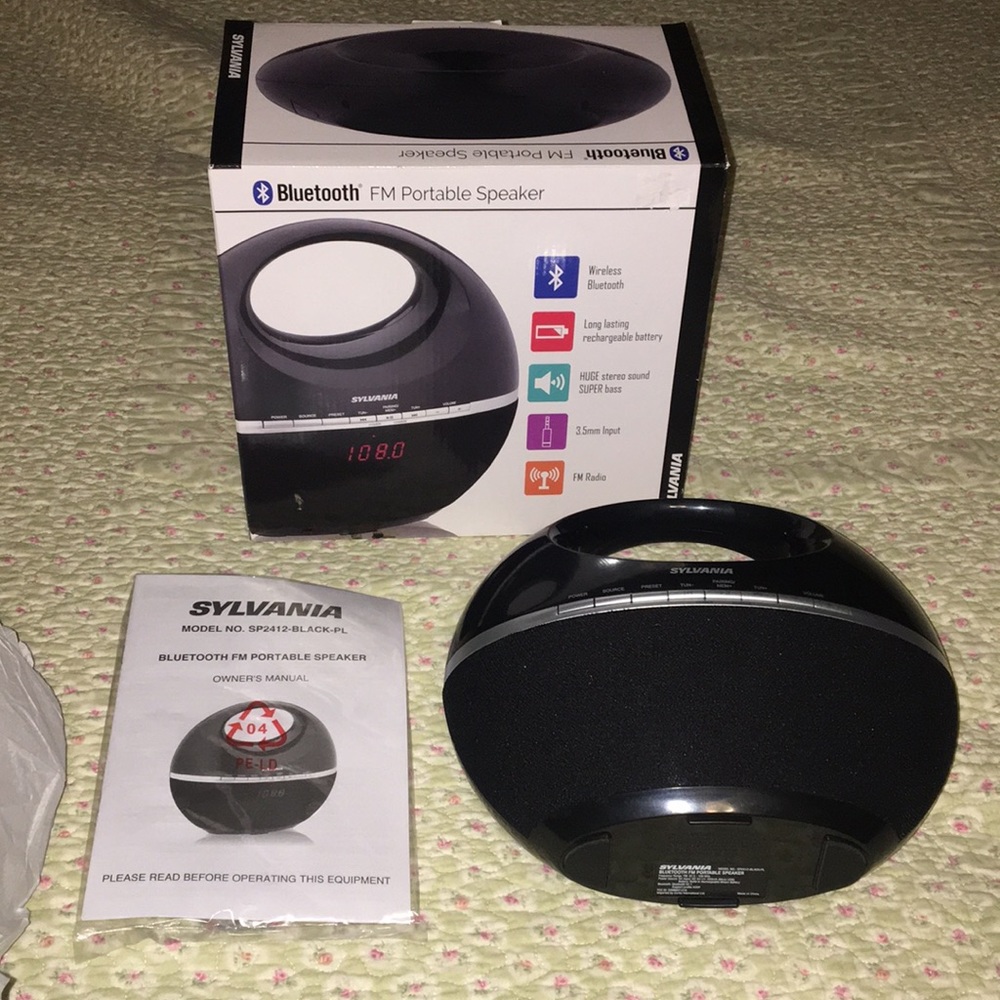 Bluetooth FM Portable Speaker 🔊